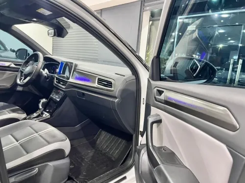 Volkswagen T-Roc 2025 R-Line 