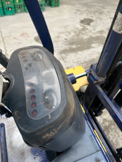 Komatsu Clarque 3.5 2010
