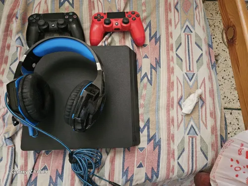 PlayStation 4 1 teo de memoire