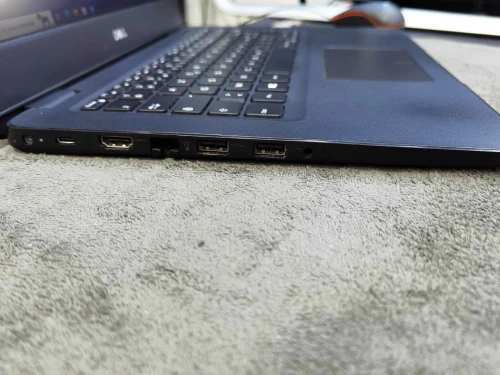Laptop Dell i5 8ème Gen - 16GB RAM