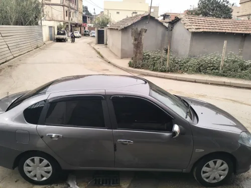 رونو 2010 2010 