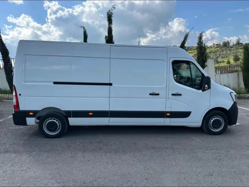 Renault Master 2025