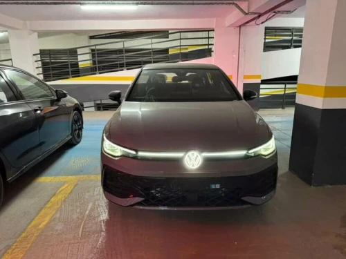 Volkswagen Golf 8 2025 8.5