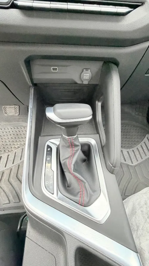 Geely GX3 PRO  2025 Livan