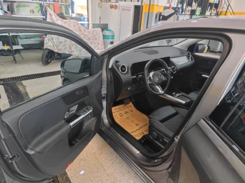 Mercedes B200 2023 