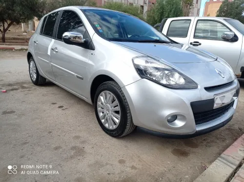 Renault Clio 3 2012 Night and Day