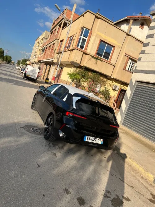 Opel Astra 2025 
