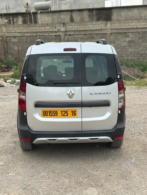 Renault Kangoo 2025 STIPWAI