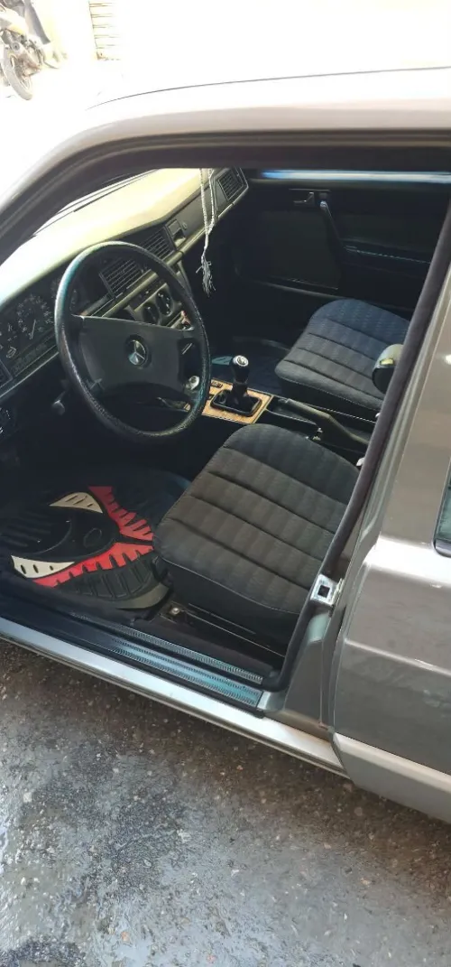 Mercedes Classe E 1992 190D