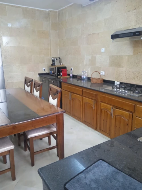 Location Appartement Niveau de villa F6 Alger Cheraga