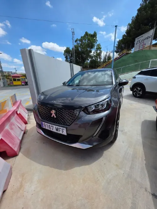 Peugeot 2008 2023 Allure Pack