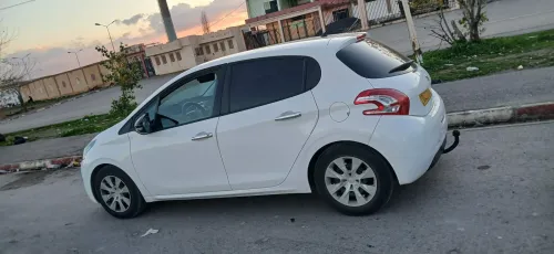 Peugeot 208 2014 Active