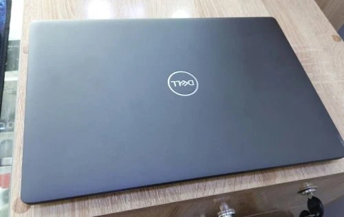 Pc Portable Dell Latitude 5400 i5 8eme 8/256gb ssd USA