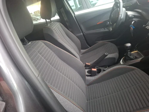 Peugeot 2008 2023 