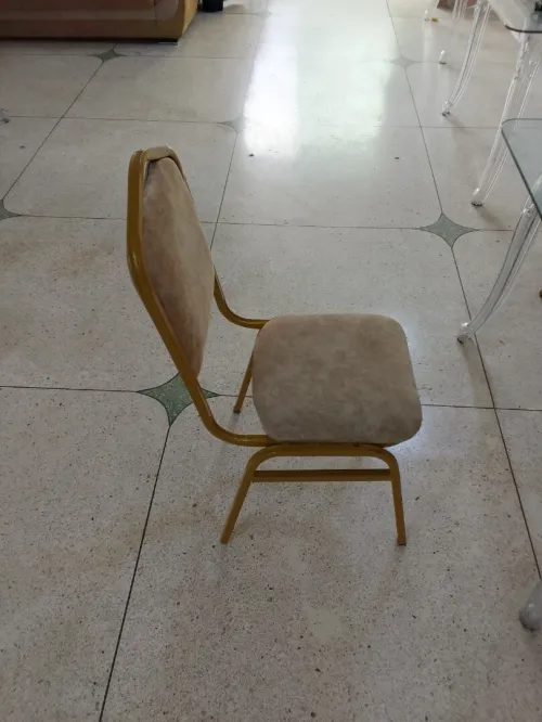 30 chaise neuf a vendre lot complet