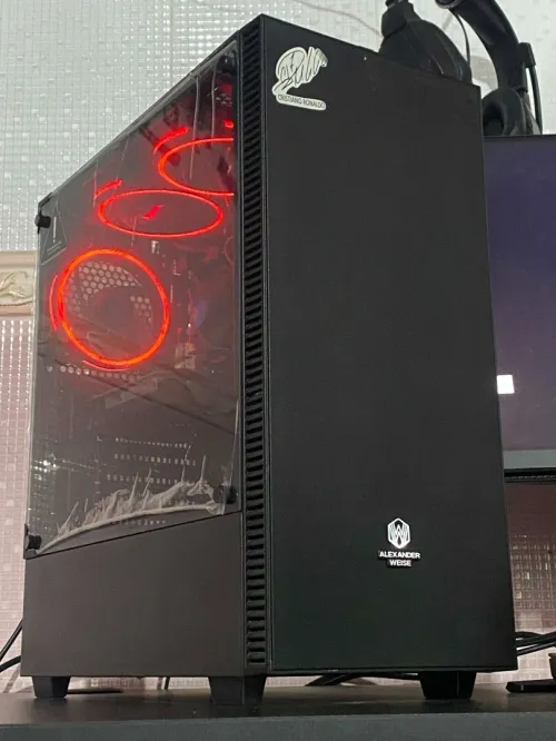 PC GAMER I5 9400 GTX 1650