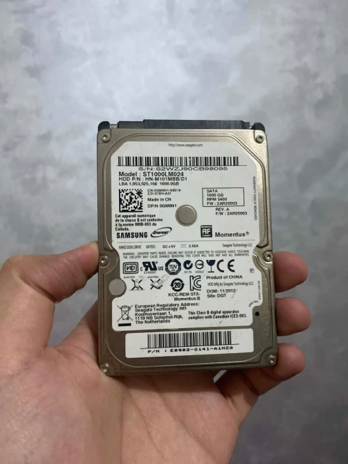 hdd 1tb samsung 2.5 original etat 10/10 PC GAMER PS4 PS3 XBOX