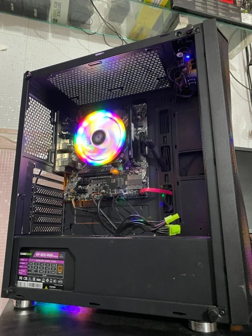 PC GAMER RYZEN 5 5600G UPGRADE