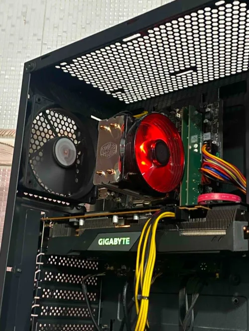 pc gamer ryzen 5 3600 rx5600xt