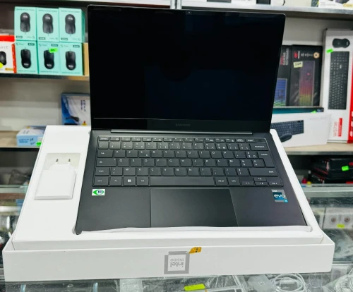 Pc portable Samsung Galaxy Book2 Pro