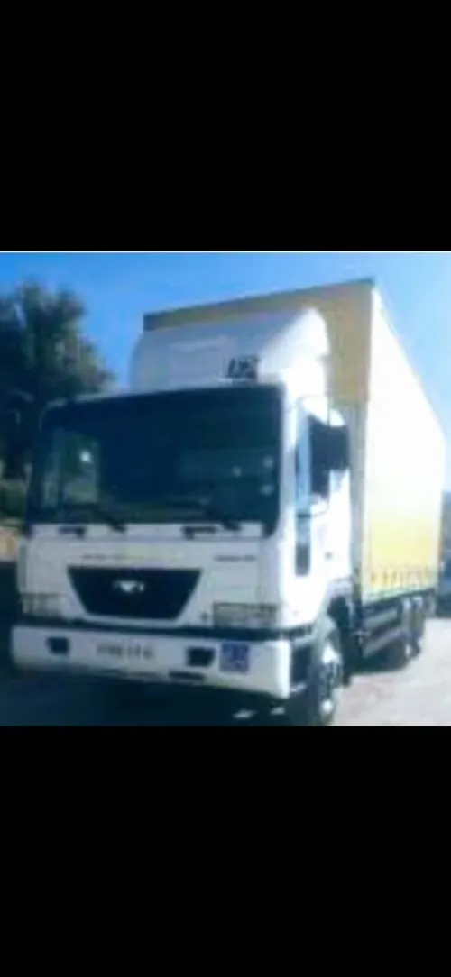 نقل البضائع والترحيل الكامل باحترافية وأمان Transport de marchandises et déménagement complet avec professionnalisme et sécurité