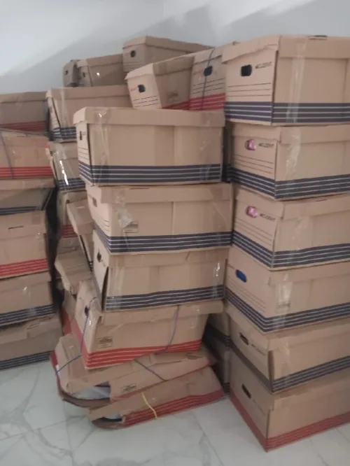 نقل البضائع والترحيل الكامل باحترافية وأمان Transport de marchandises et déménagement complet avec professionnalisme et sécurité