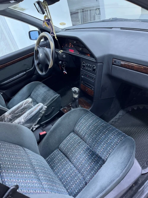 Peugeot 605 1999 605
