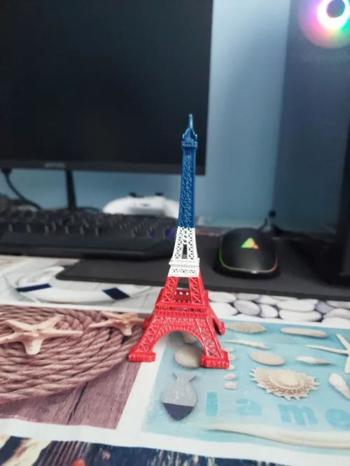 tour d'eiffel