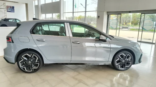 Volkswagen 8.5 160 cv 2025 R.line plus