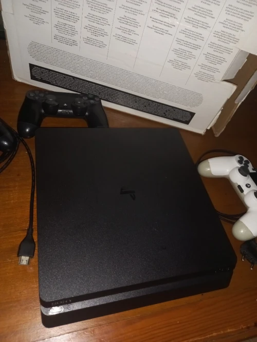 PlayStation 4 1t 