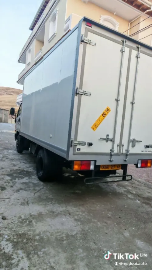Hyundai frigo HD65 2017