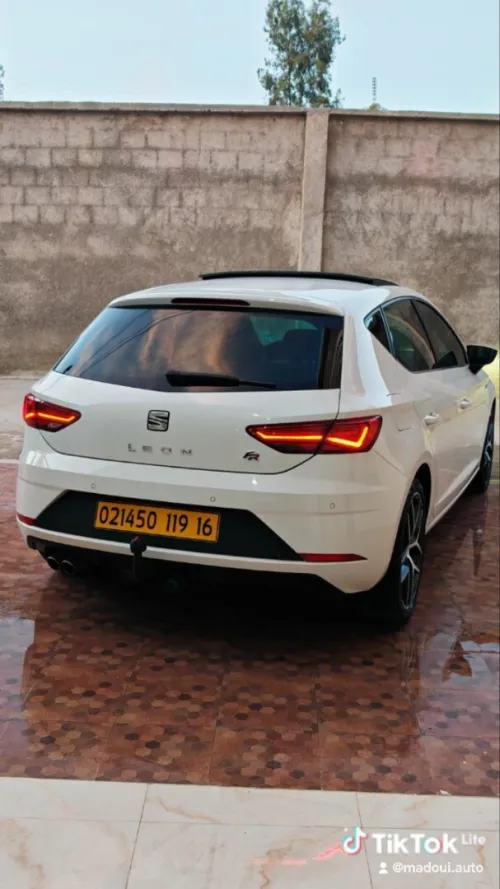 Seat Leon 2019 Beats