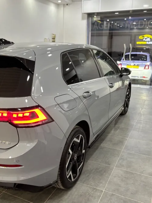Volkswagen Golf 8 2025 R-Line