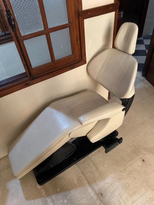 Fauteuil dentaire bon état, fonctionnel