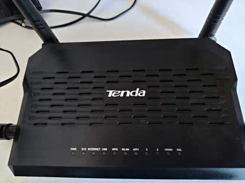 Modem Tenda D305 4 Antennes 300Mbps