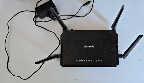 Modem Tenda D305 4 Antennes 300Mbps
