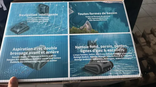 Robot nettoyeur pour piscine Seauto