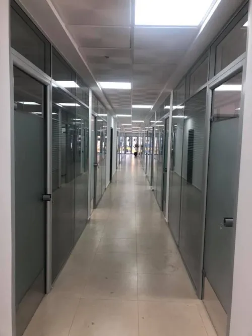 Cloison et séparation bureau 
