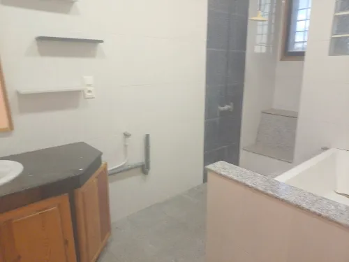 Location Appartement Niveau de villa F5 Alger Draria