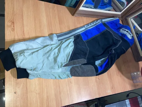 Vêtements moto