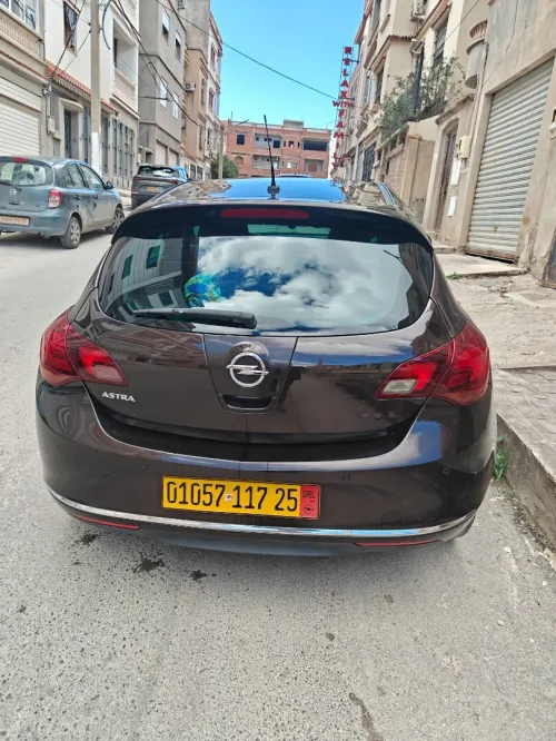 Opel Astra 2017 COSMO