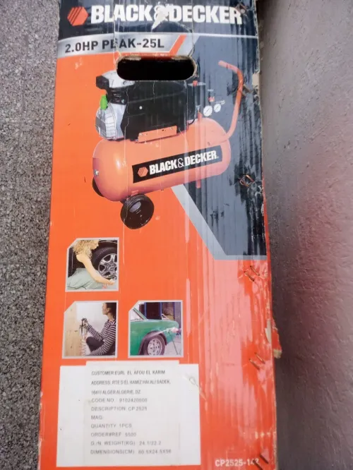 Vend compresseur d'air BLACK Decker 25L