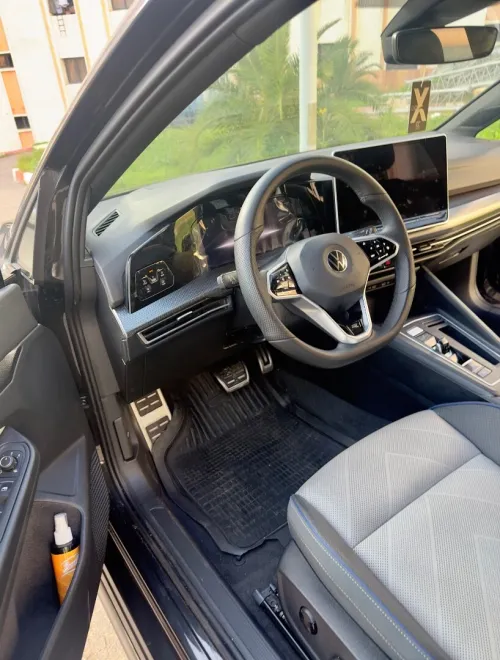Volkswagen Golf 8 2025 R-Line