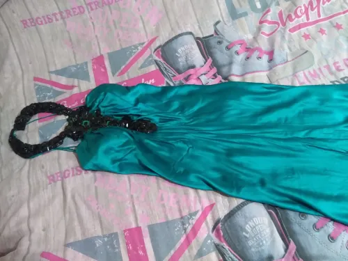Caftan et Robes soirée d'Angleterre 
