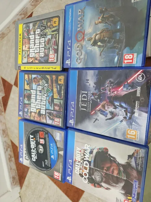 ps4 blanche 12.
