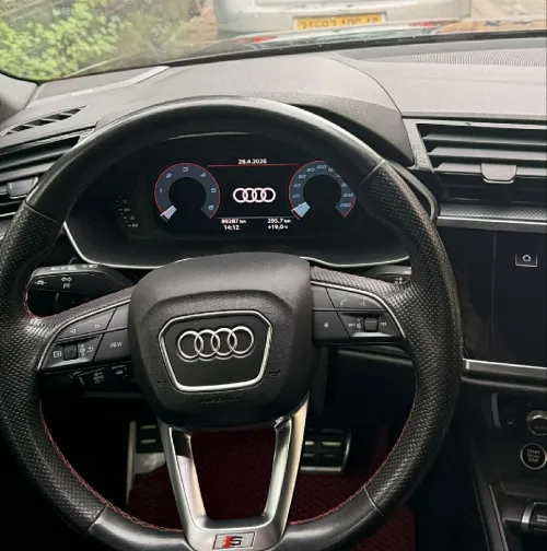 Audi Q3 2023 S-Line