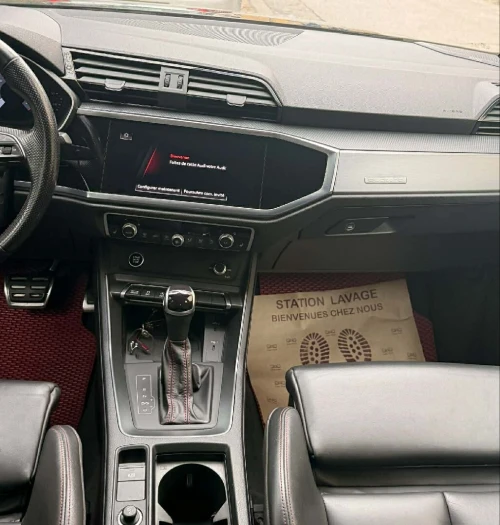Audi Q3 2023 S-Line