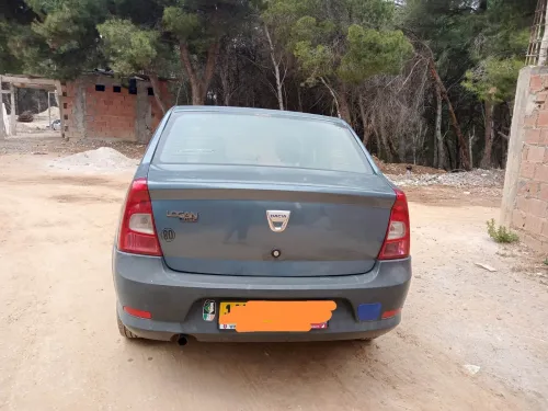 Dacia Logan 2010 Basse