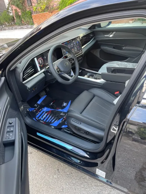 Volkswagen Passat 2025 Pro