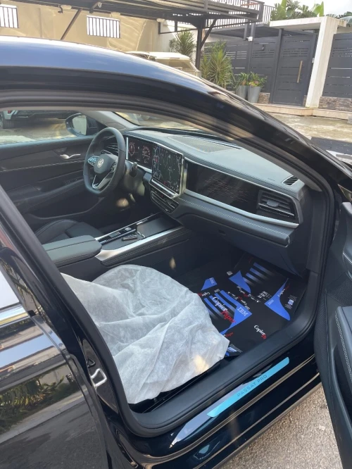 Volkswagen Passat 2025 Pro